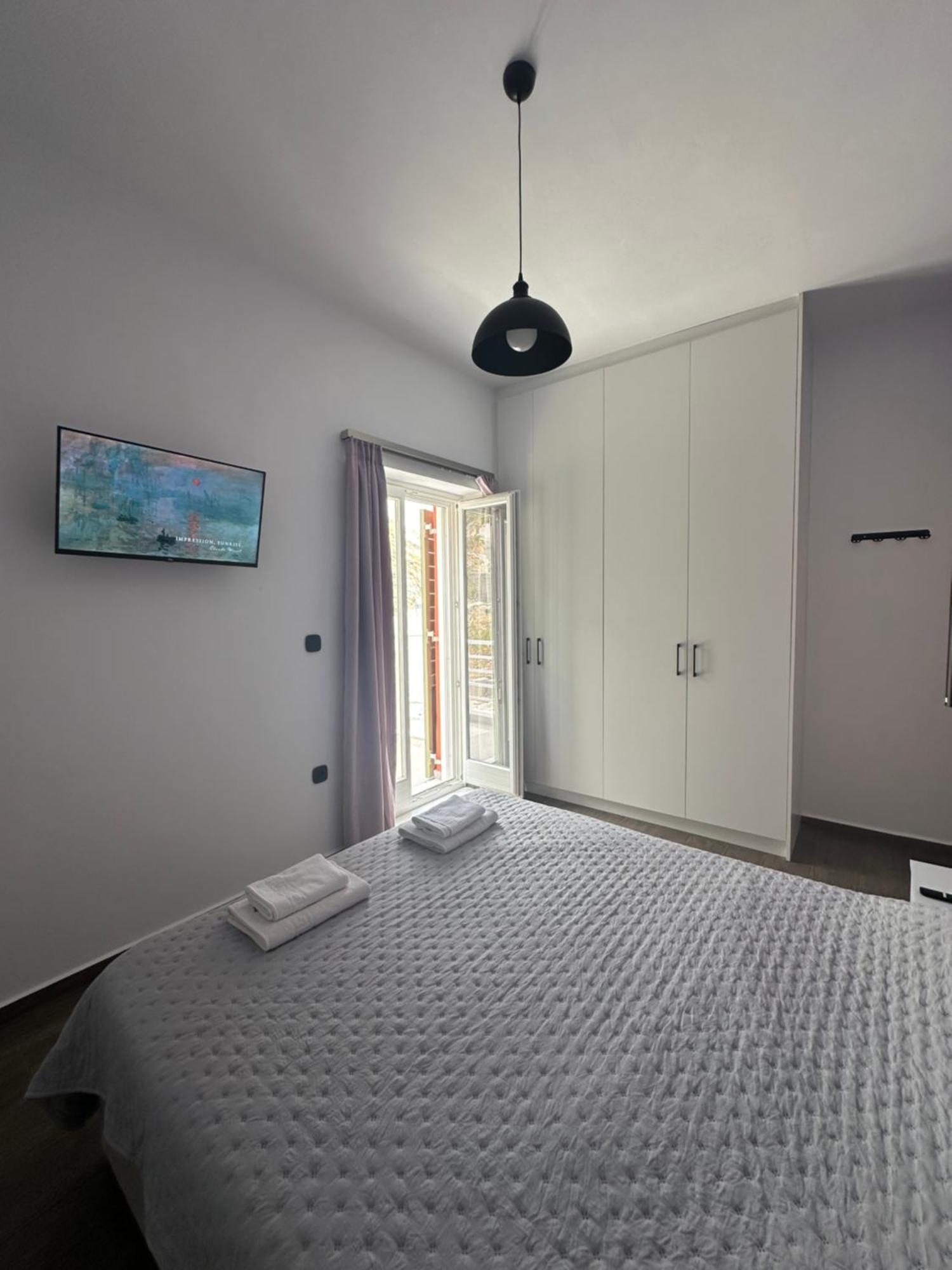 Kli9 Appartement Ermoupoli Buitenkant foto