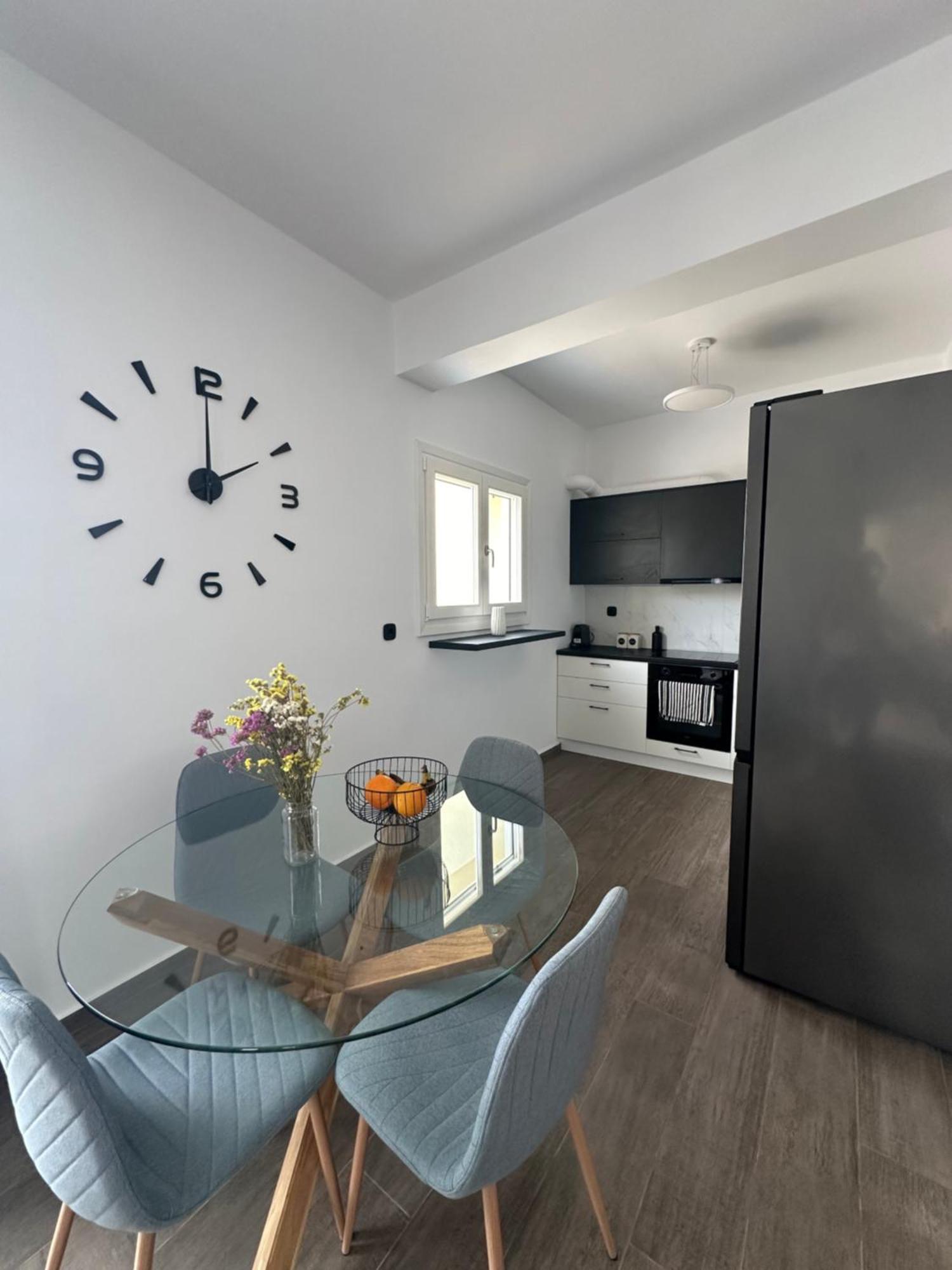 Kli9 Appartement Ermoupoli Buitenkant foto