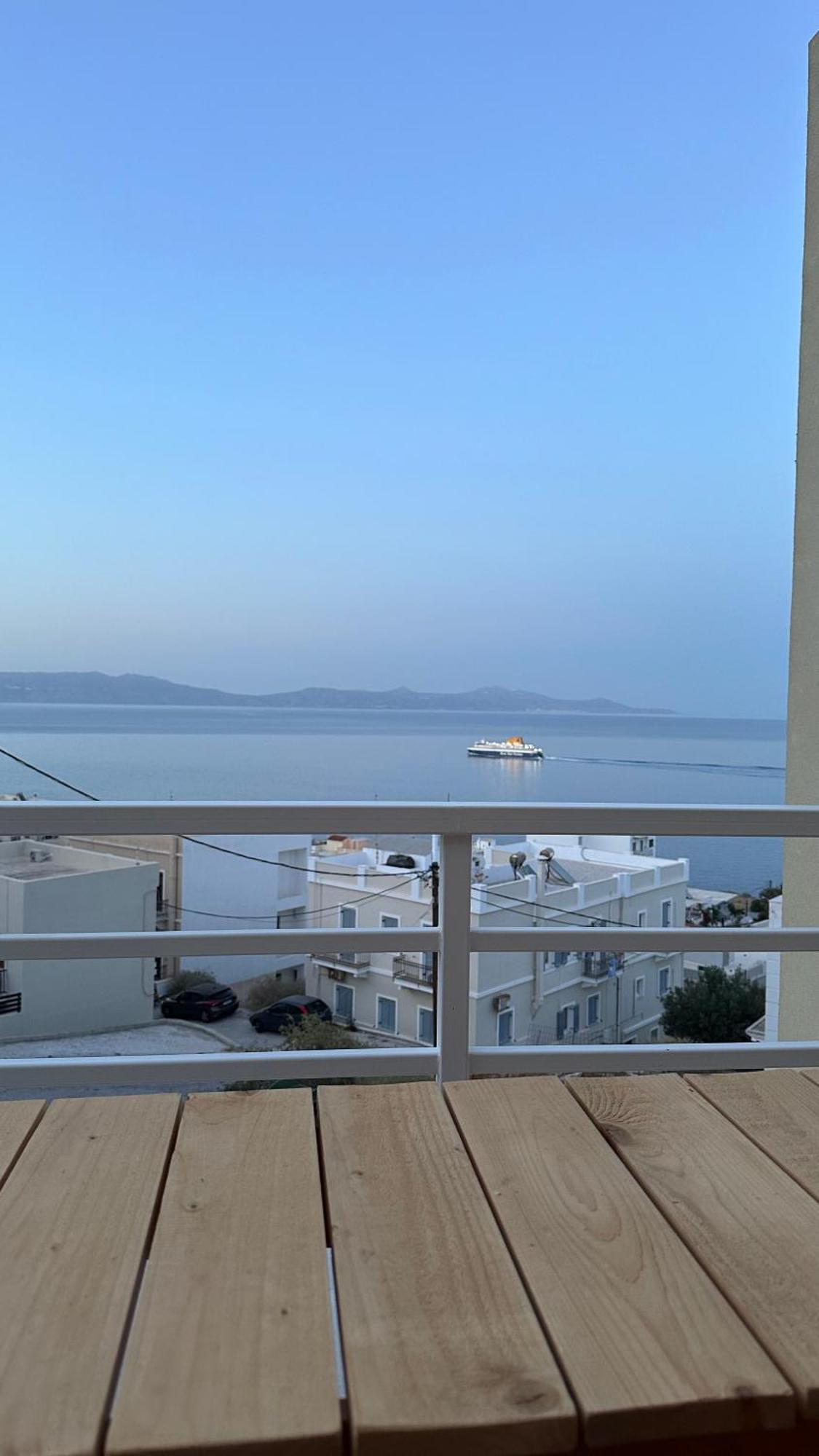 Kli9 Appartement Ermoupoli Buitenkant foto